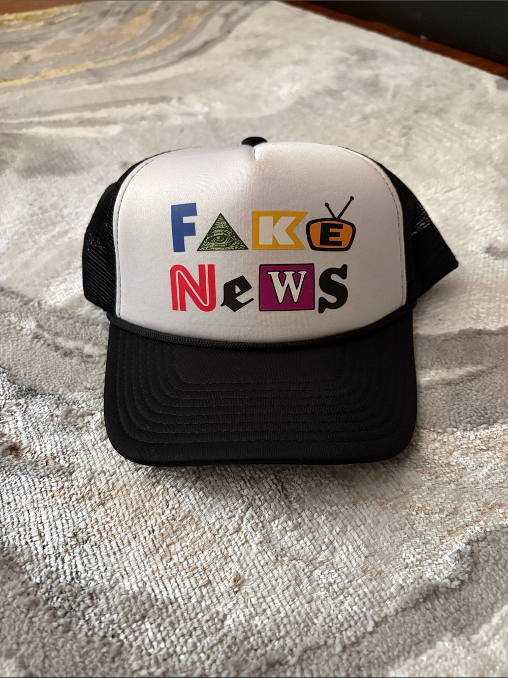 Men’s  Black & White 'Fake News' Trucker Hat